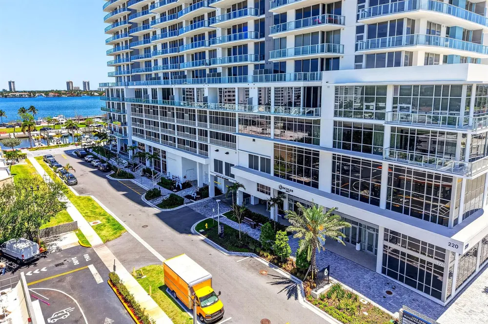 220 Lake Shore Drive #1506 Lake Park, FL 33403