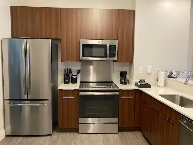 14501 GROVE RESORT AVENUE #2119 Winter Garden, FL 34787