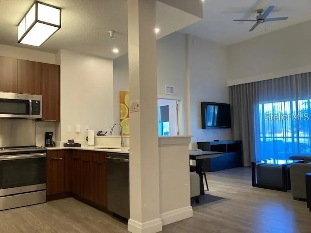 14501 GROVE RESORT AVENUE #2119 Winter Garden, FL 34787