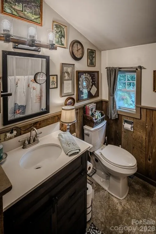 5950 US 19e Highway Newland, NC 28657