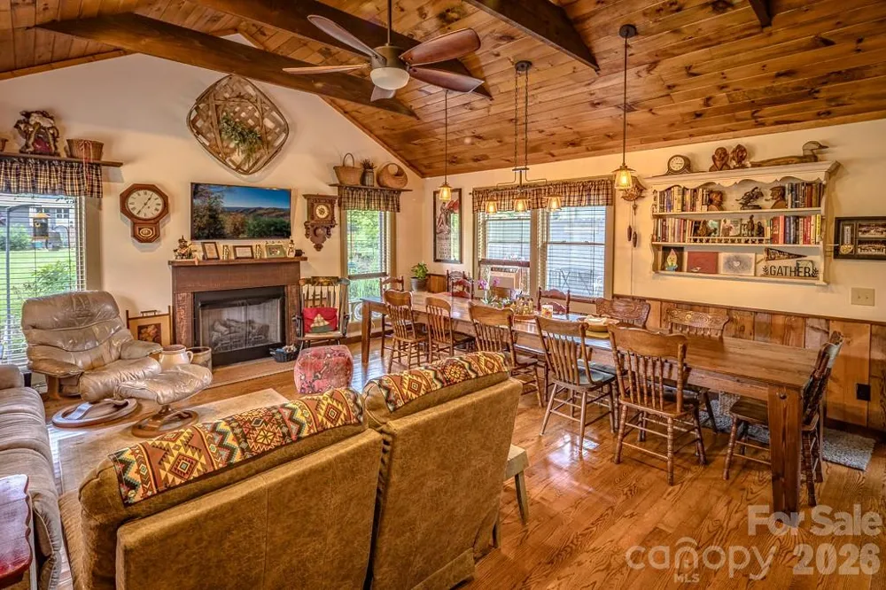 5950 US 19e Highway Newland, NC 28657