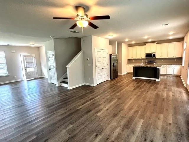 412 Mcginnis Circle Calhoun, GA 30701