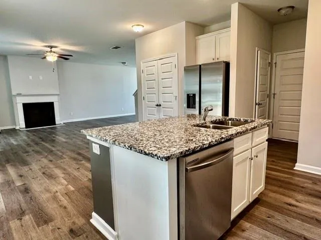 412 Mcginnis Circle Calhoun, GA 30701