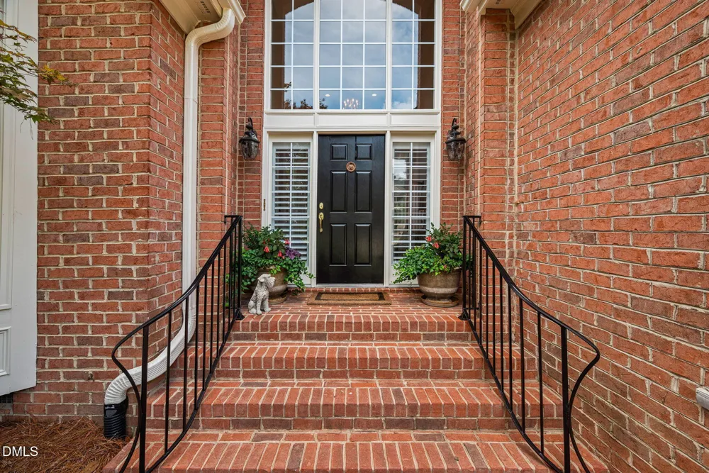 121 Bending Oak Way Morrisville, NC 27560