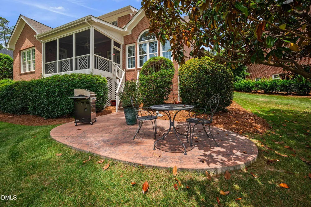 121 Bending Oak Way Morrisville, NC 27560