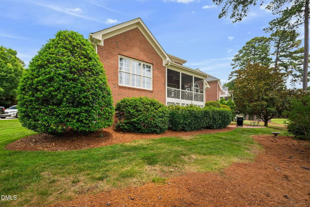 121 Bending Oak Way Morrisville, NC 27560