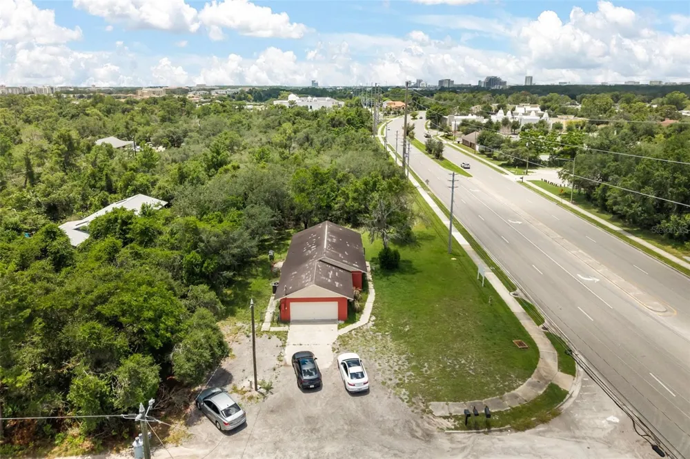 11253 S APOPKA VINELAND ROAD Orlando, FL 32836