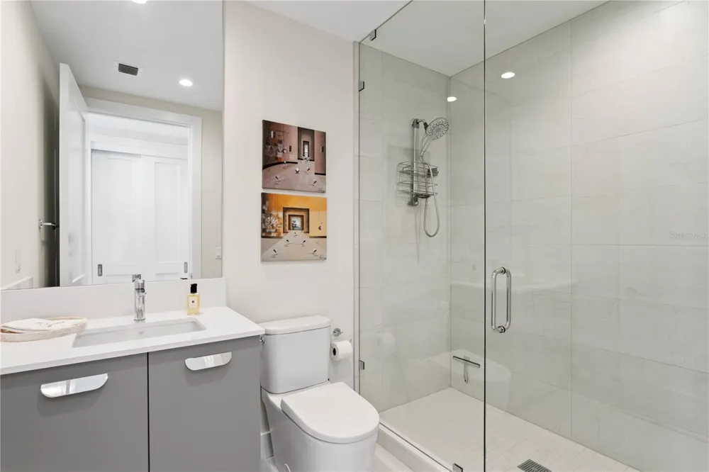 275 1ST AVENUE S #3906 St Petersburg, FL 33701