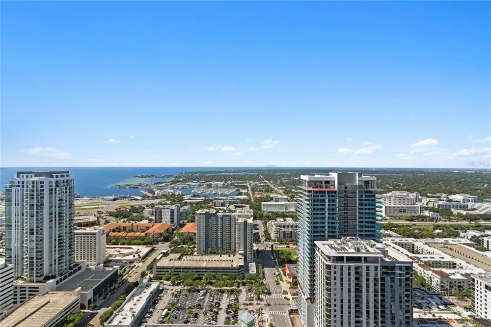 275 1ST AVENUE S #3906 St Petersburg, FL 33701