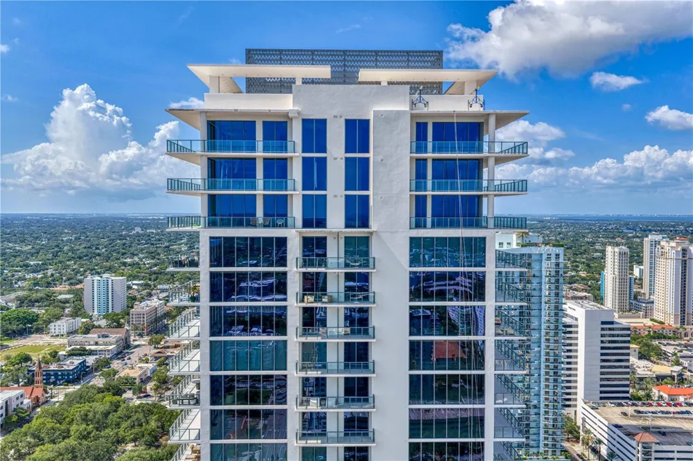275 1ST AVENUE S #3906 St Petersburg, FL 33701