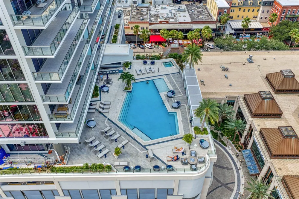 275 1ST AVENUE S #3906 St Petersburg, FL 33701