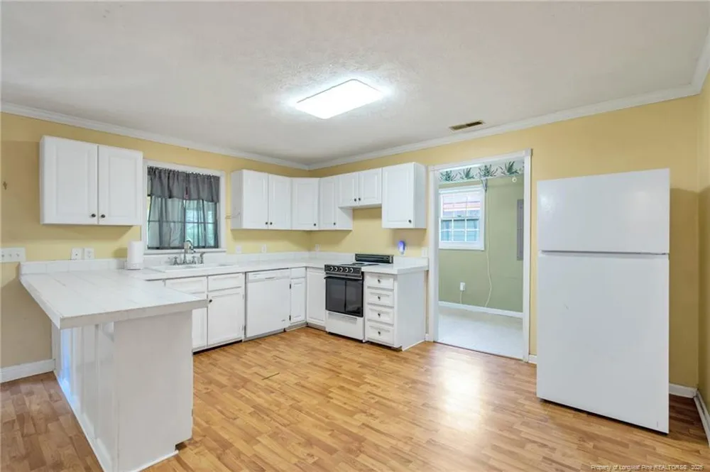 157 Flat Rock Lane Aberdeen, NC 28315