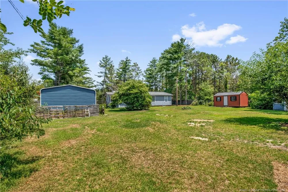 157 Flat Rock Lane Aberdeen, NC 28315