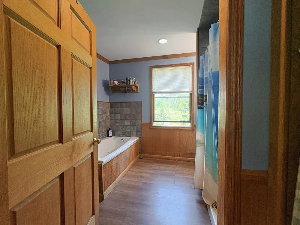18344 9 Mile Road Reed City, MI 49677