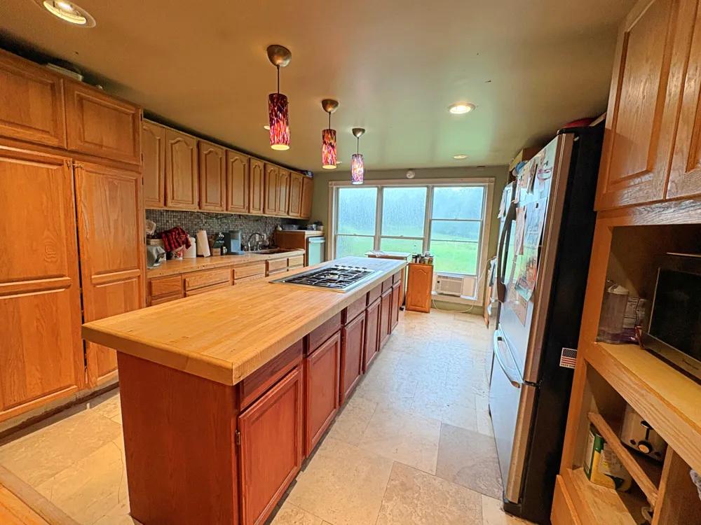 18344 9 Mile Road Reed City, MI 49677
