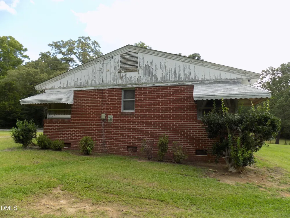 3600 Nc-561 Louisburg, NC 27549