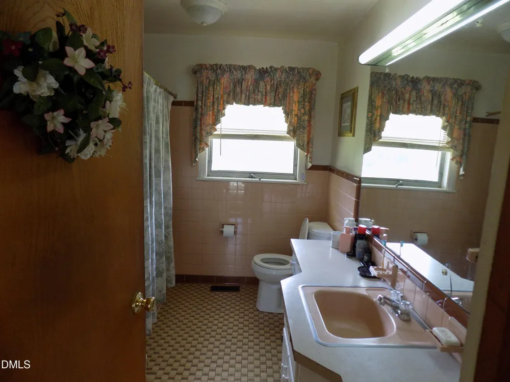 3600 Nc-561 Louisburg, NC 27549