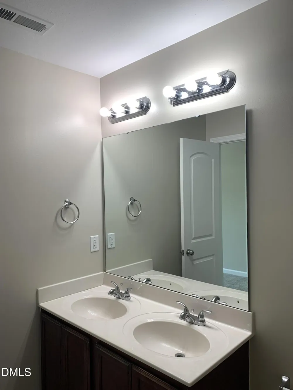 1402 Trio Run Siler City, NC 27344