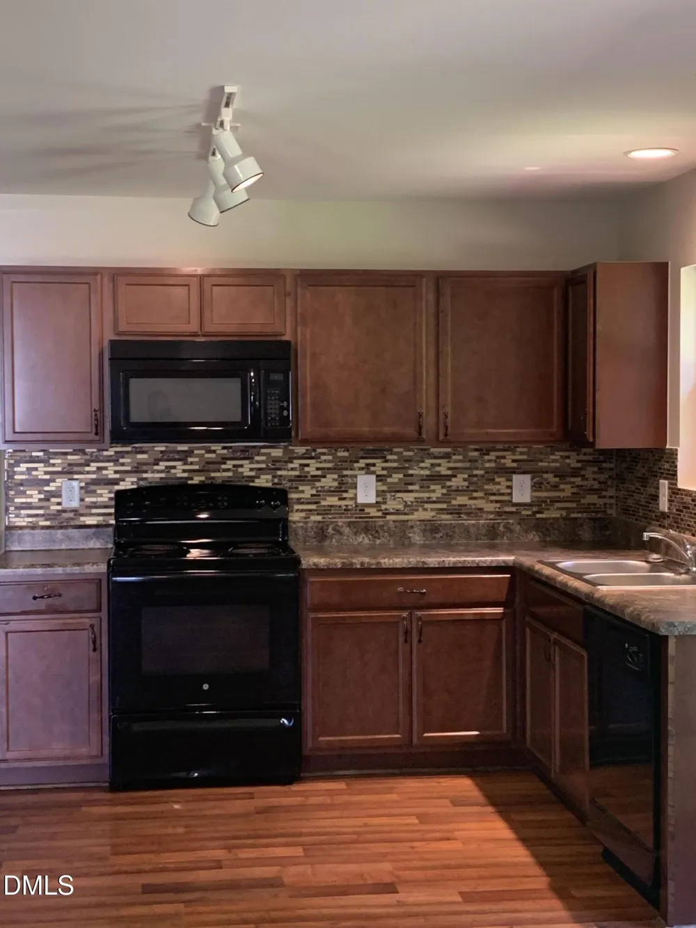 1402 Trio Run Siler City, NC 27344