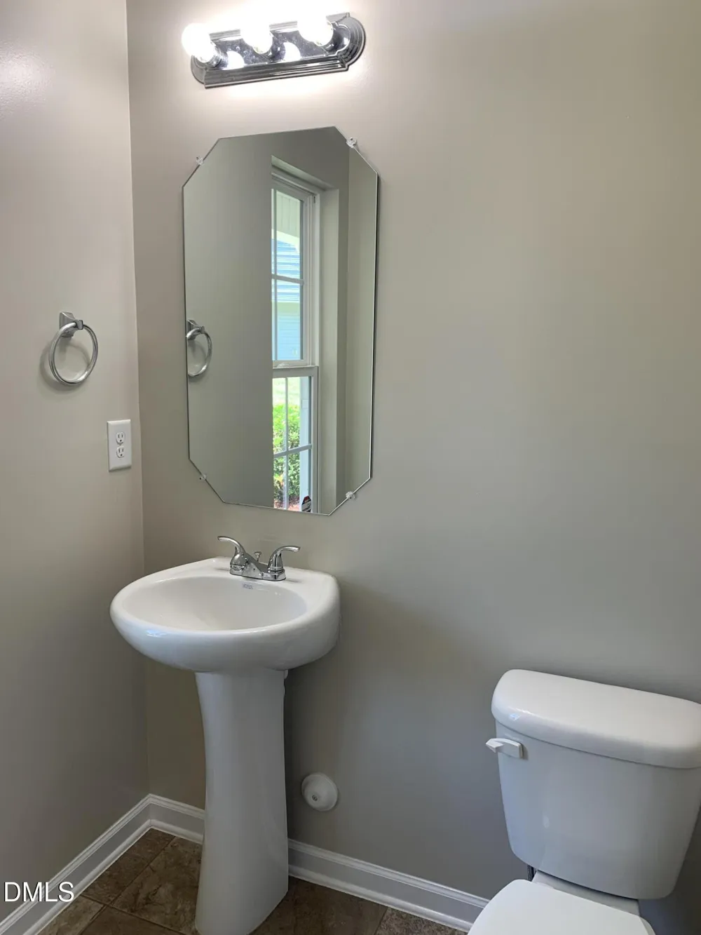 1402 Trio Run Siler City, NC 27344