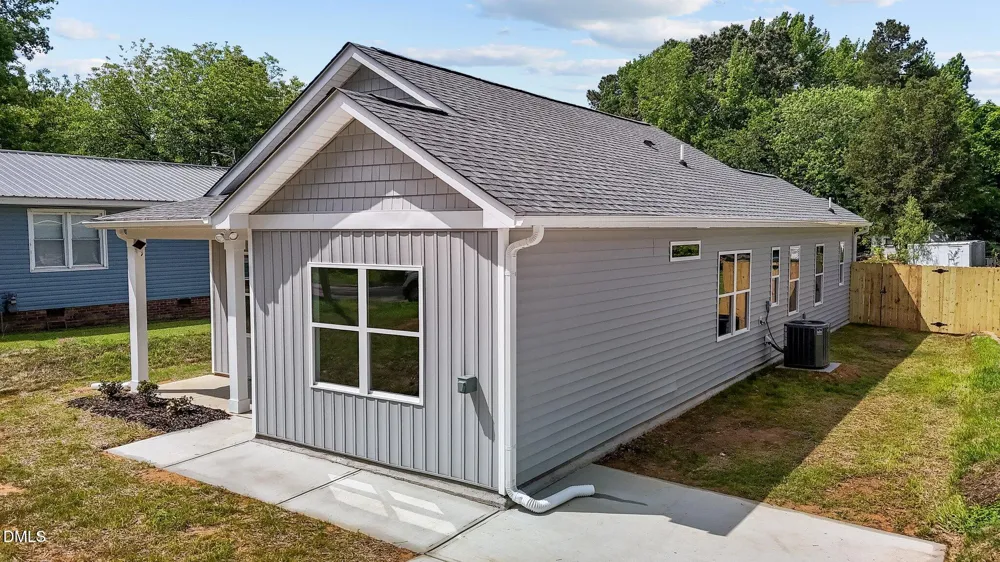 309 E Harnett Street Dunn, NC 28334