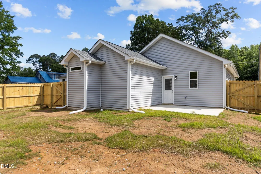 309 E Harnett Street Dunn, NC 28334