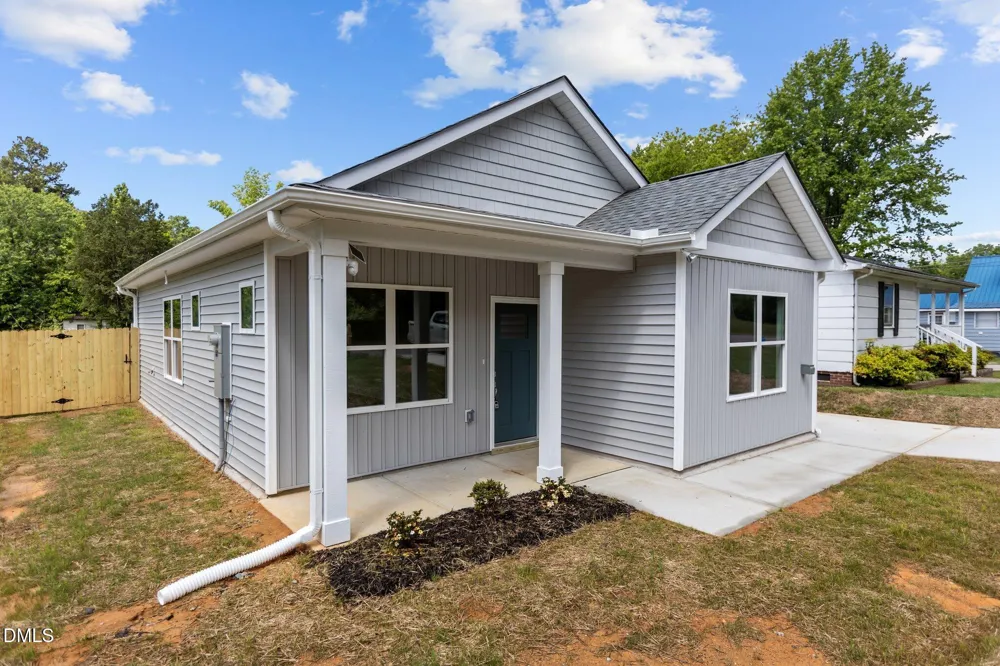 309 E Harnett Street Dunn, NC 28334
