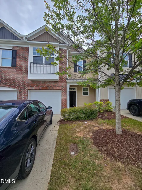 6137 Beale Loop