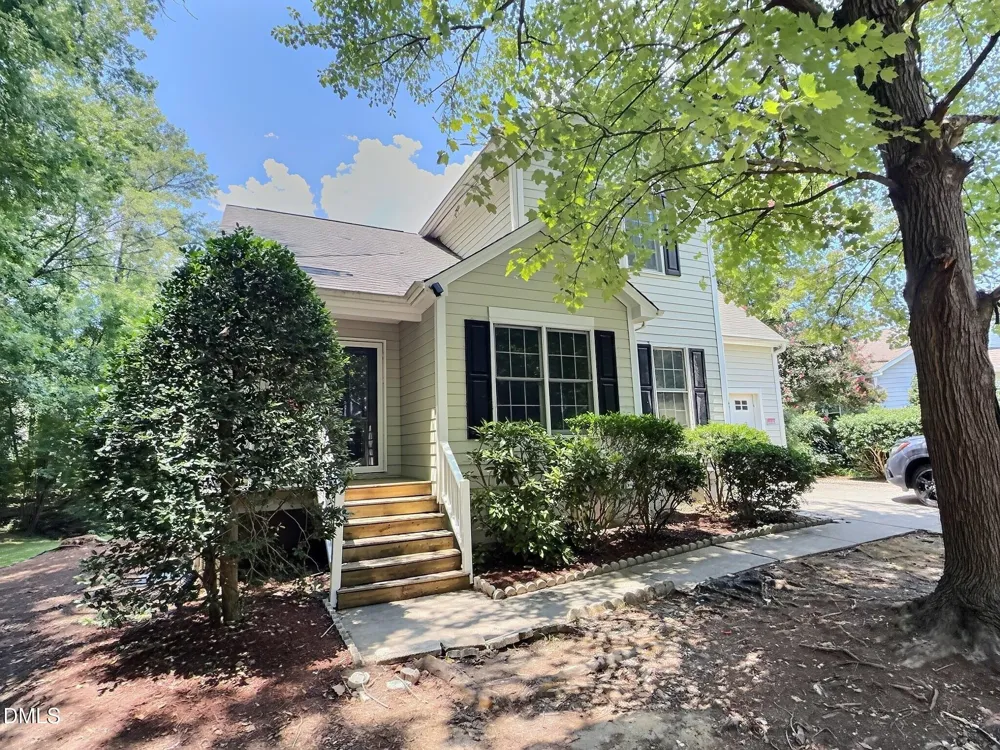 109 Weatherhill Point Carrboro, NC 27510
