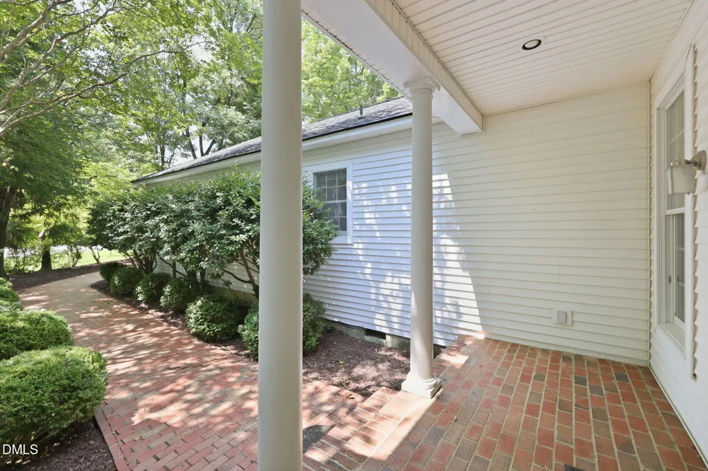 804 Millcroft Pittsboro, NC 27312