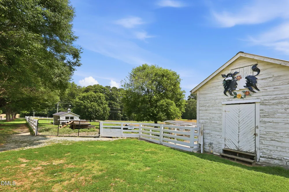 804 Millcroft Pittsboro, NC 27312