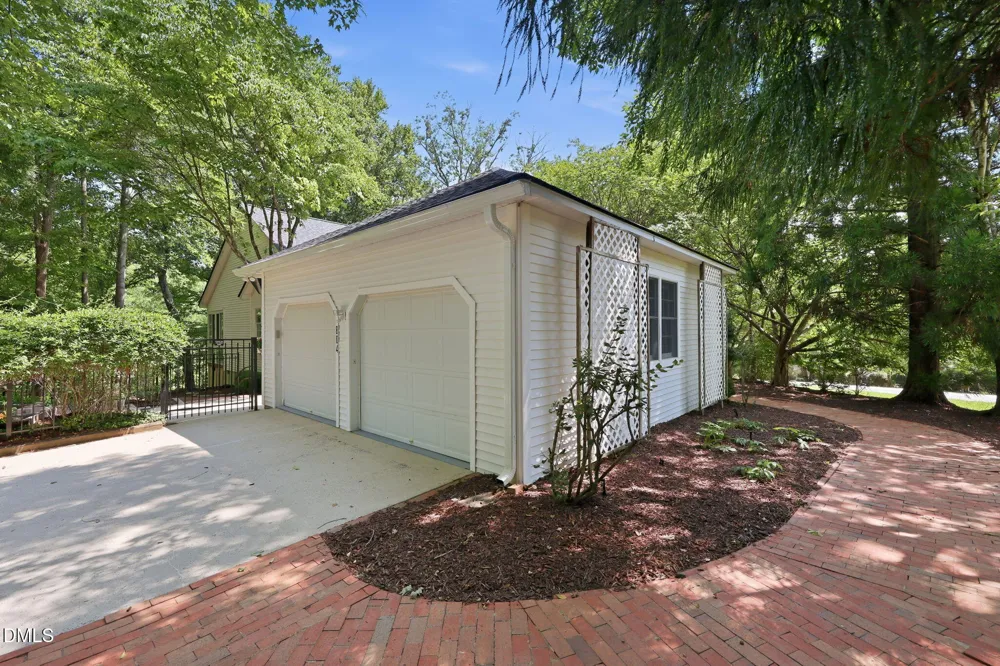 804 Millcroft Pittsboro, NC 27312