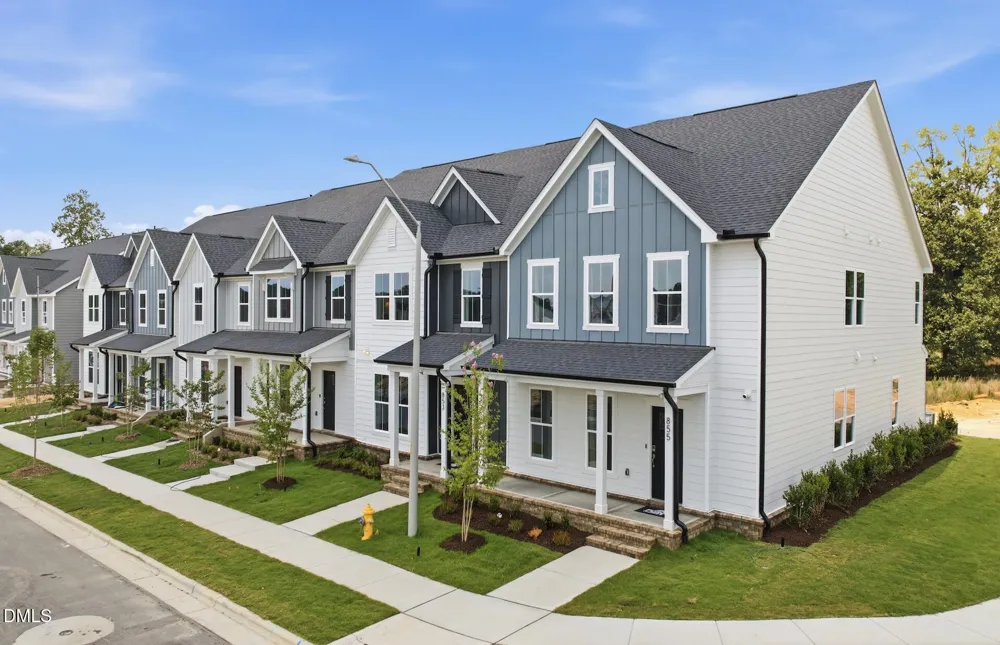 835 Weavers Abbey Place Knightdale, NC 27545