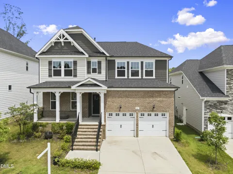 821 Challenger Lane