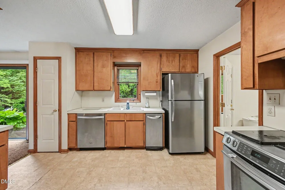 1316 Hounds Ear Road Hillsborough, NC 27278