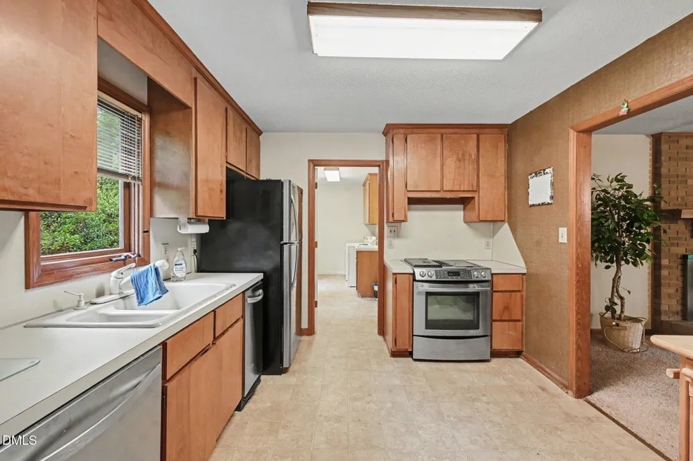 1316 Hounds Ear Road Hillsborough, NC 27278