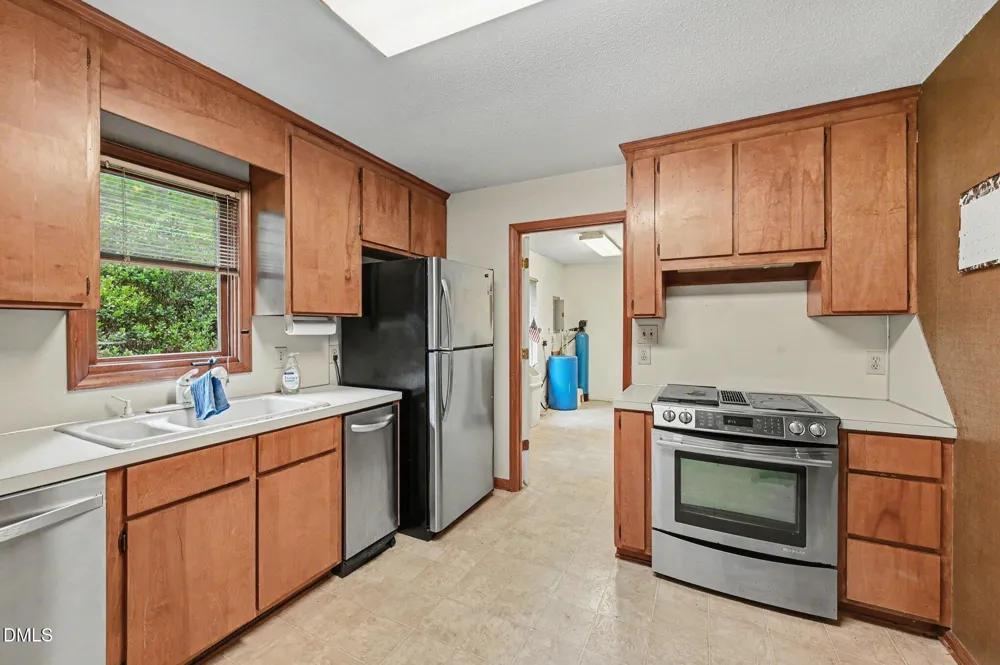 1316 Hounds Ear Road Hillsborough, NC 27278