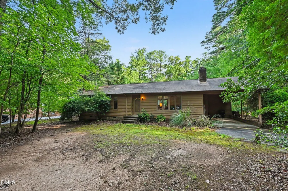 1316 Hounds Ear Road Hillsborough, NC 27278