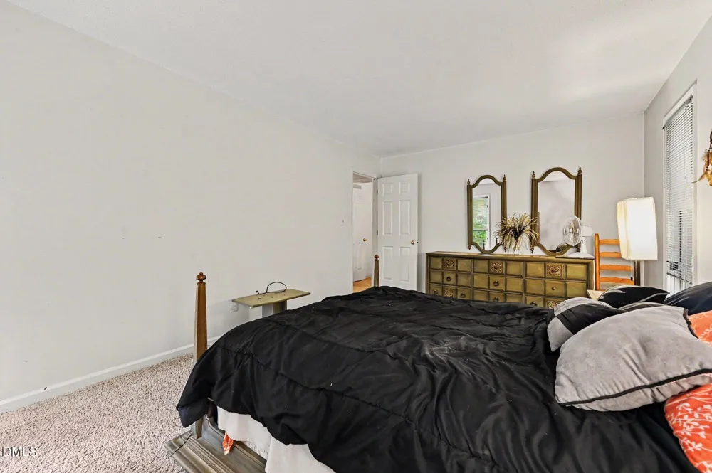 1316 Hounds Ear Road Hillsborough, NC 27278