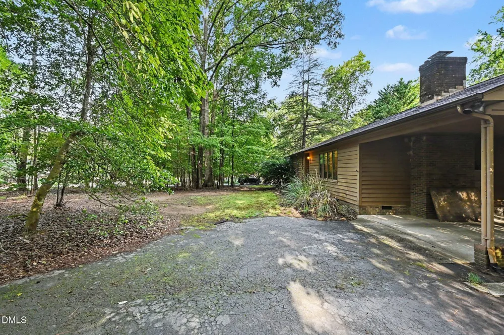 1316 Hounds Ear Road Hillsborough, NC 27278