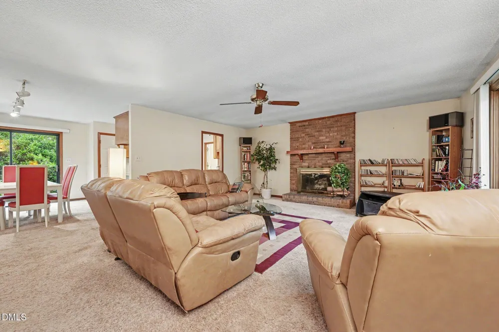 1316 Hounds Ear Road Hillsborough, NC 27278