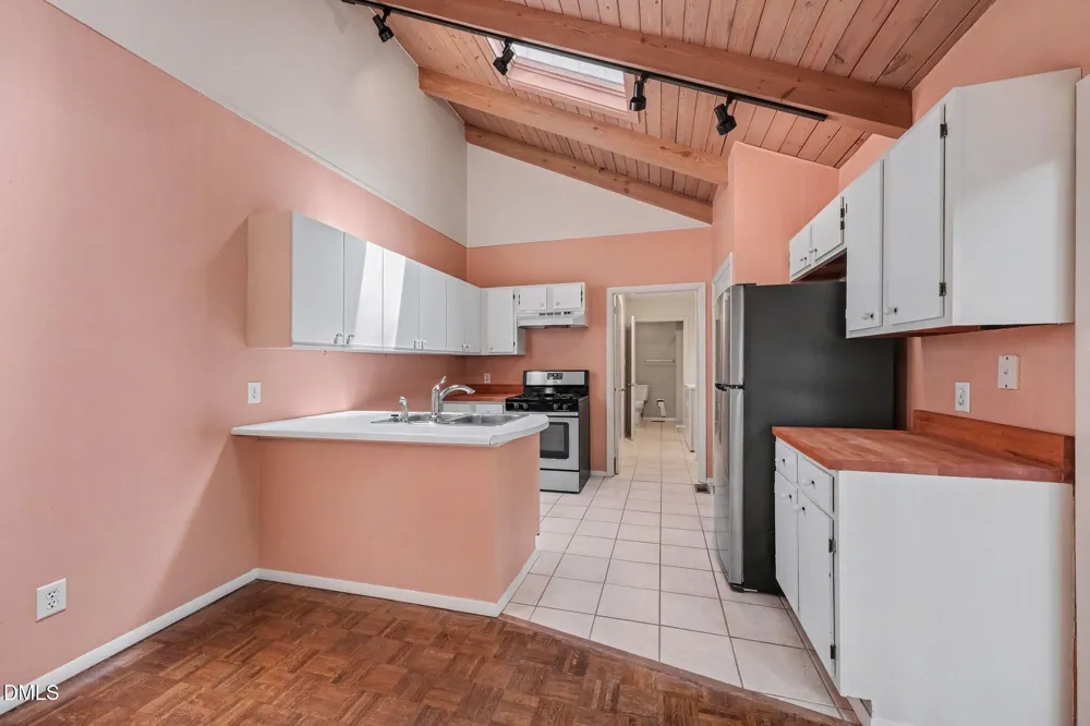 4 Matchwood Pittsboro, NC 27312