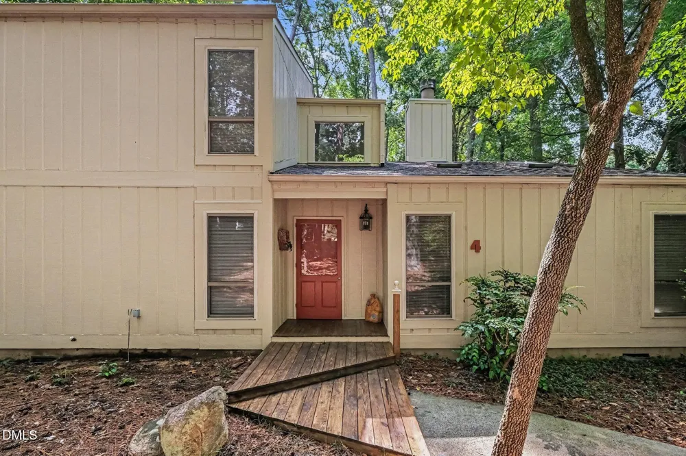 4 Matchwood Pittsboro, NC 27312