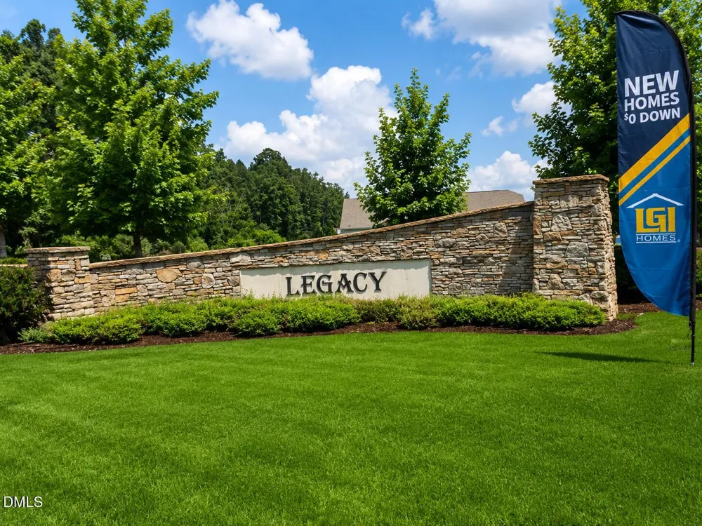 35 Arch Way Youngsville, NC 27596