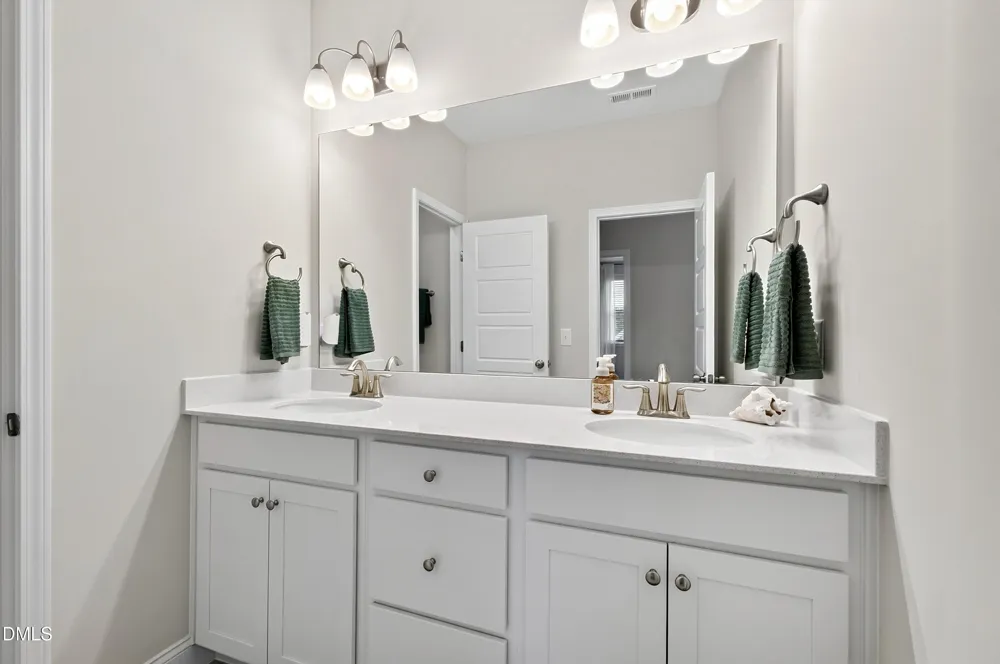6741 Winter Garden Way Holly Springs, NC 27540