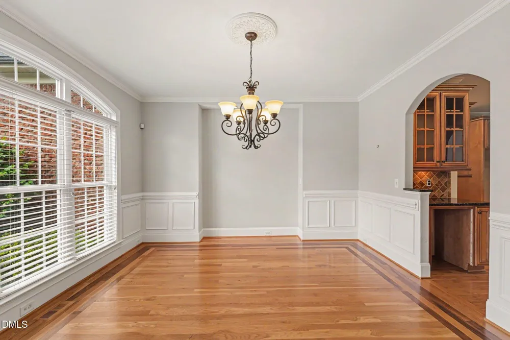 8120 Zinfandel Drive Kernersville, NC 27284