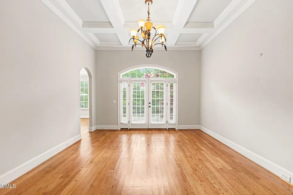 8120 Zinfandel Drive Kernersville, NC 27284