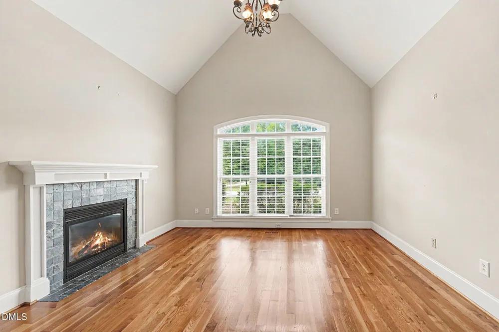 8120 Zinfandel Drive Kernersville, NC 27284
