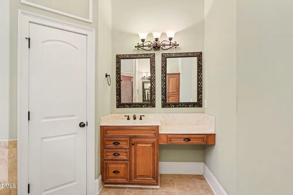 8120 Zinfandel Drive Kernersville, NC 27284