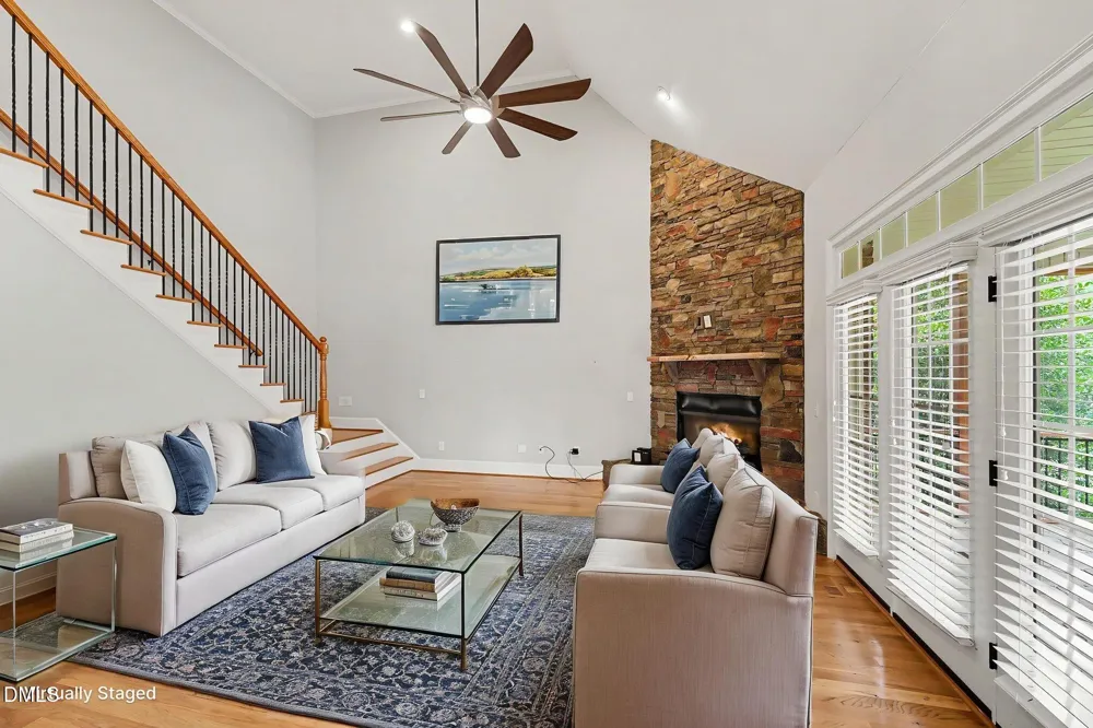 8120 Zinfandel Drive Kernersville, NC 27284